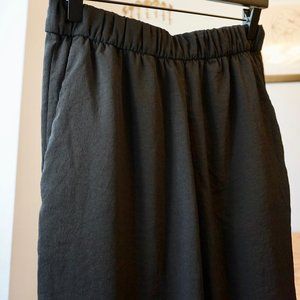H&M Black straight leg trousers